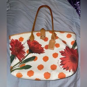Dooney & Bourke Tote